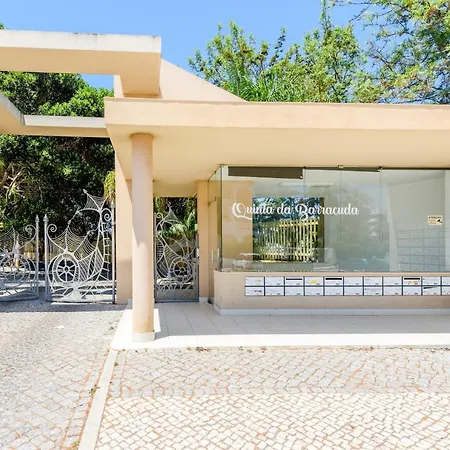 Apartment Remarkable 1-Bed Beach Apartment in Albufeira
